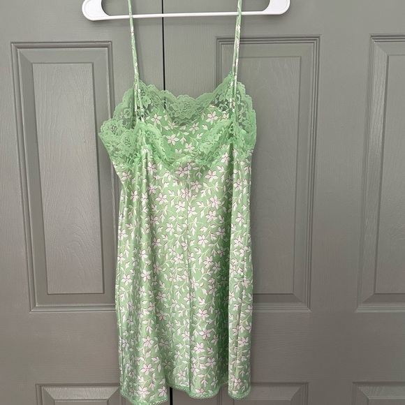 Vintage Victoria’s Secret Angels Light Green Lace and Silky Slip Floral - Picture 2 of 3